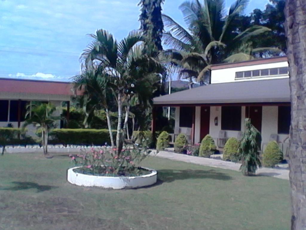 The Friendly North Inn Labasa Exterior photo